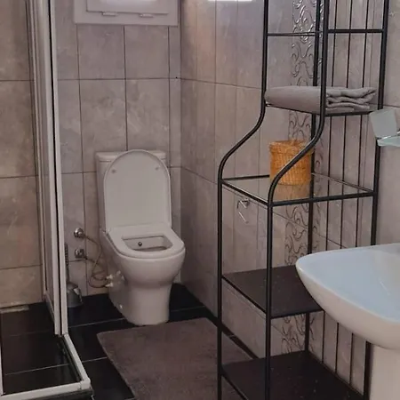 Mellroos Place Aqua 8 Apartament